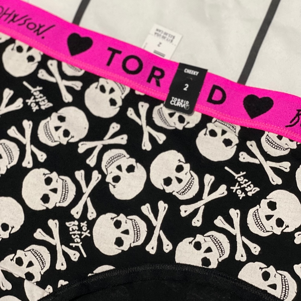 Torrid Betsy Johnson panty NWT